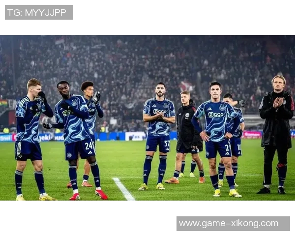 阿贾克斯惨遭0-6大败球员坦言不配称为阿贾克斯应退票给球迷 阿贾克斯惨遭0-6大败球员坦言不配称为阿贾克斯应退票给球迷